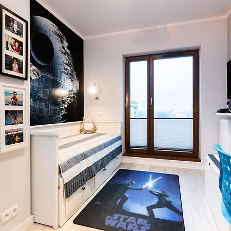 Elegant Business Accommodation With Parking - By Upstairs Cracovia Exterior foto