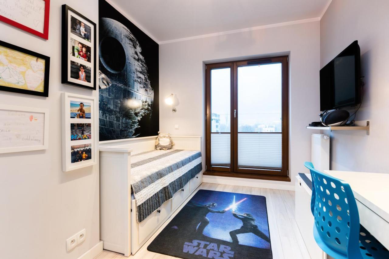 Elegant Business Accommodation With Parking - By Upstairs Cracovia Exterior foto