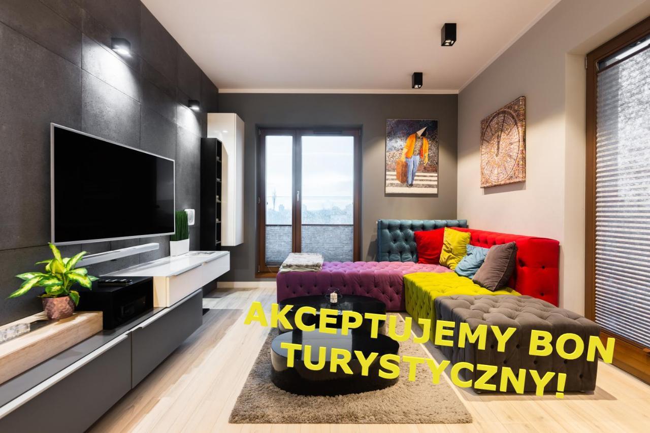 Elegant Business Accommodation With Parking - By Upstairs Cracovia Exterior foto